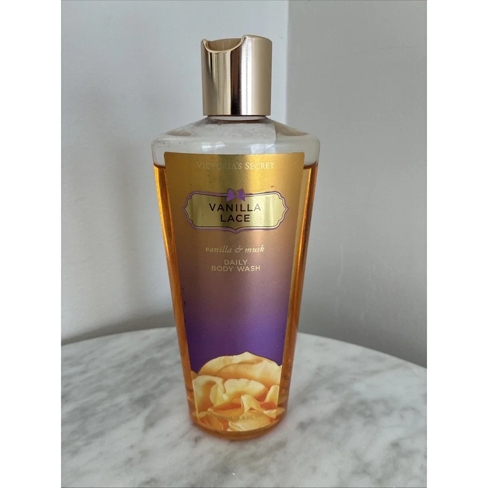 Victoria's Secret Vanilla Lace Vanilla & Musk 8.4 oz. Body Wash Discontinued